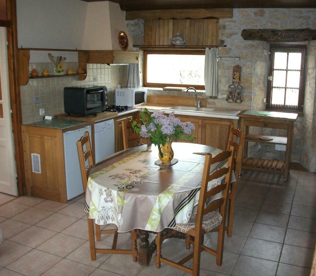 Gite Au Coeur Du Lot, La Maison De Pauline Lentillac du Causse Экстерьер фото